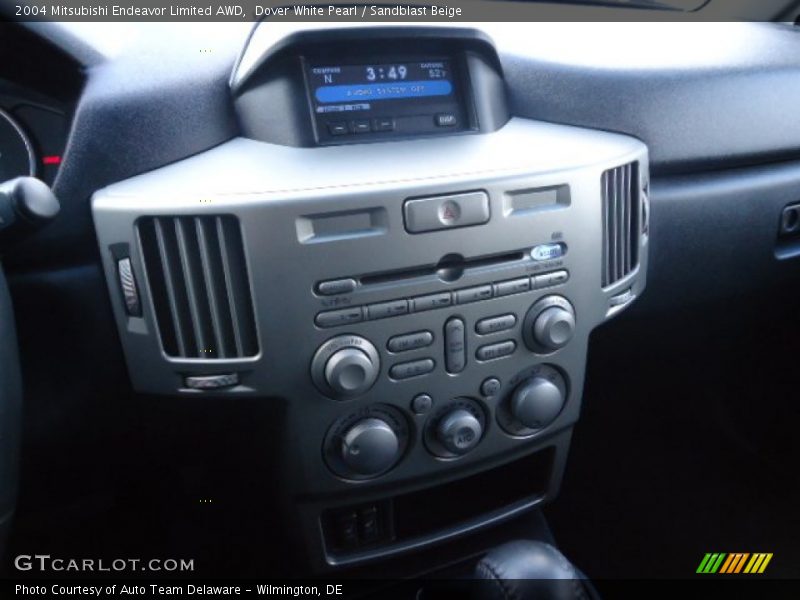 Dover White Pearl / Sandblast Beige 2004 Mitsubishi Endeavor Limited AWD