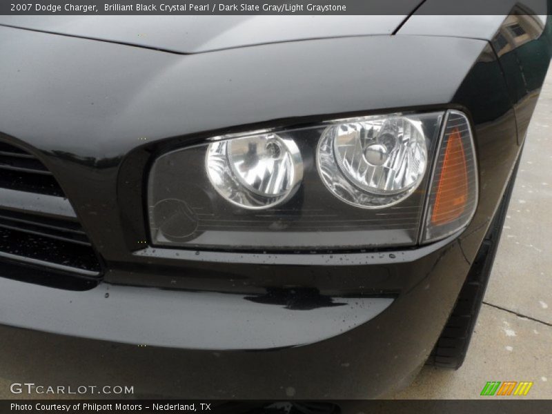 Brilliant Black Crystal Pearl / Dark Slate Gray/Light Graystone 2007 Dodge Charger