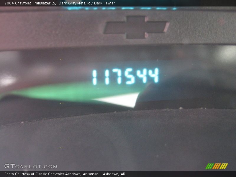 Dark Gray Metallic / Dark Pewter 2004 Chevrolet TrailBlazer LS