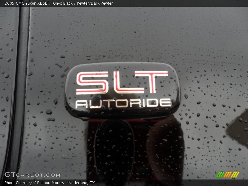 Onyx Black / Pewter/Dark Pewter 2005 GMC Yukon XL SLT