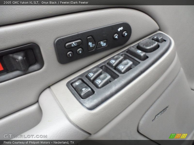 Onyx Black / Pewter/Dark Pewter 2005 GMC Yukon XL SLT