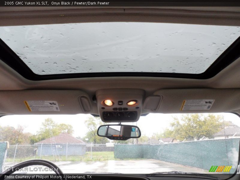 Onyx Black / Pewter/Dark Pewter 2005 GMC Yukon XL SLT