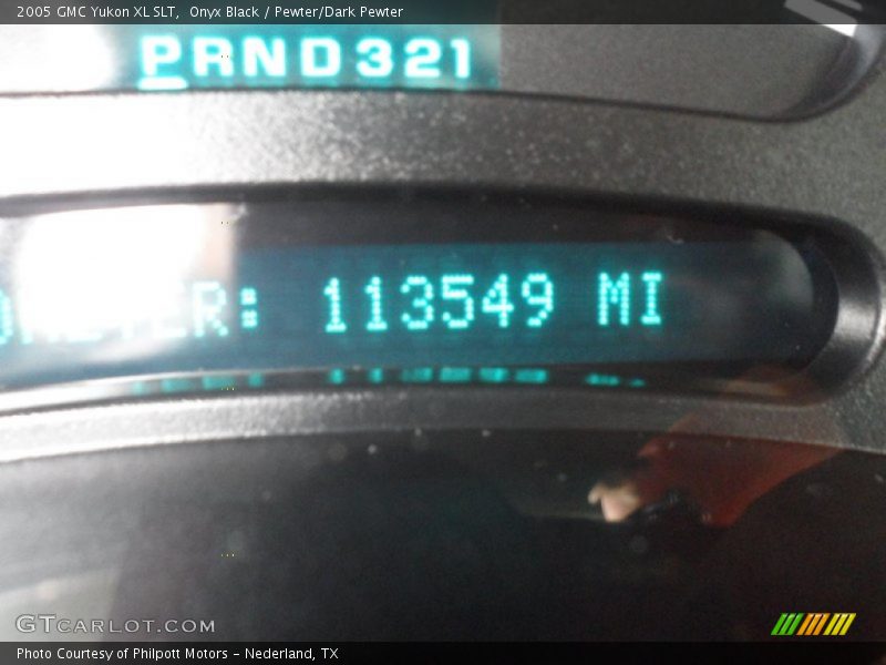 Onyx Black / Pewter/Dark Pewter 2005 GMC Yukon XL SLT