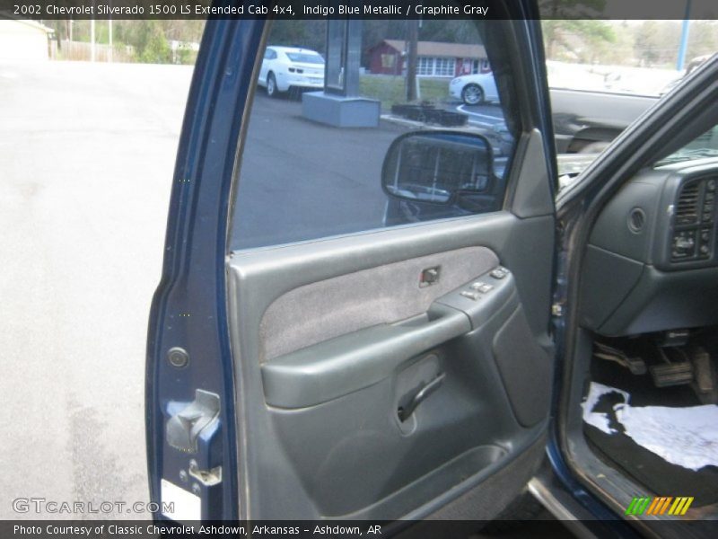 Indigo Blue Metallic / Graphite Gray 2002 Chevrolet Silverado 1500 LS Extended Cab 4x4