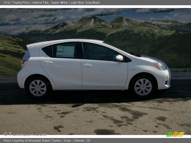 Super White / Light Blue Gray/Black 2012 Toyota Prius c Hybrid Two