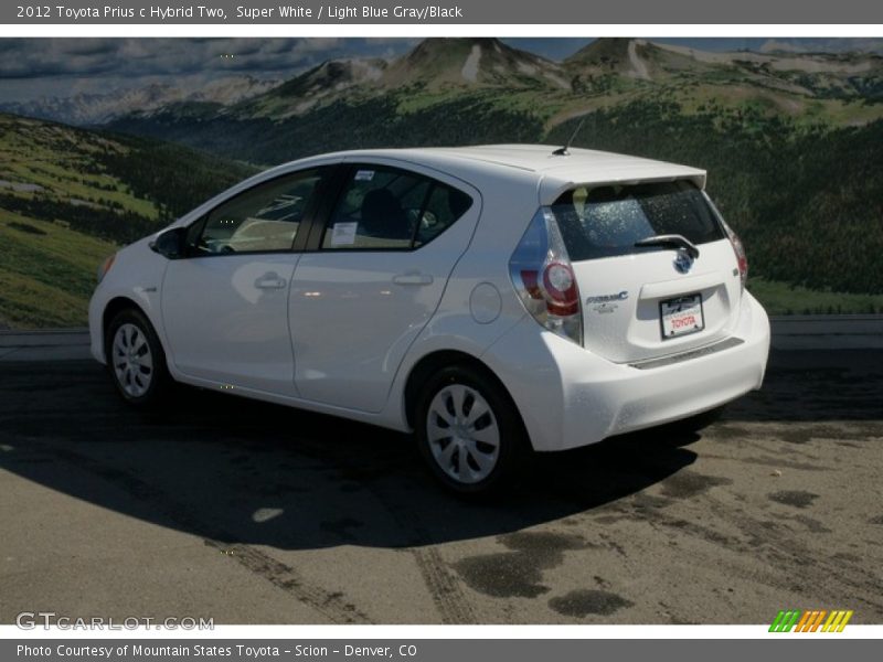 Super White / Light Blue Gray/Black 2012 Toyota Prius c Hybrid Two
