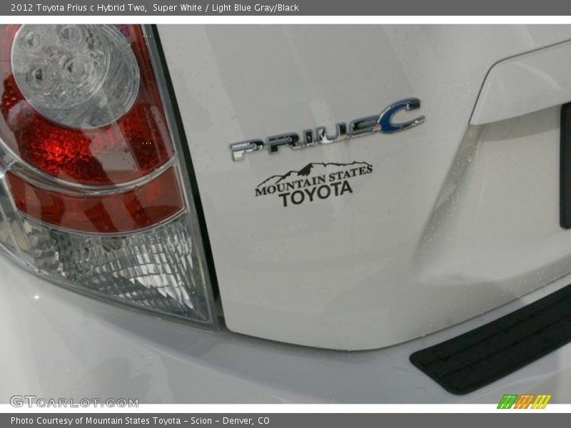 Super White / Light Blue Gray/Black 2012 Toyota Prius c Hybrid Two