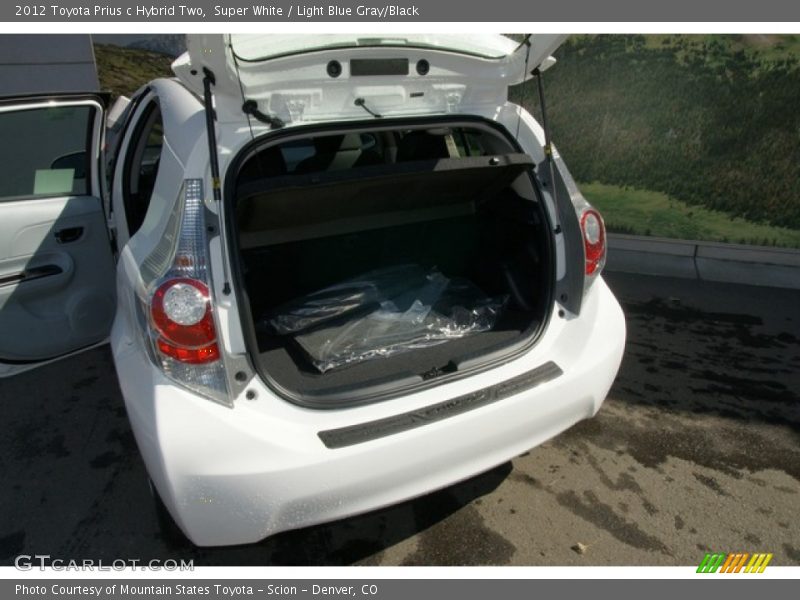 Super White / Light Blue Gray/Black 2012 Toyota Prius c Hybrid Two