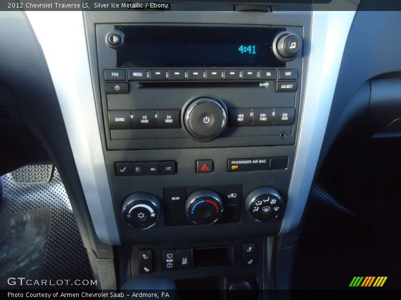 Silver Ice Metallic / Ebony 2012 Chevrolet Traverse LS