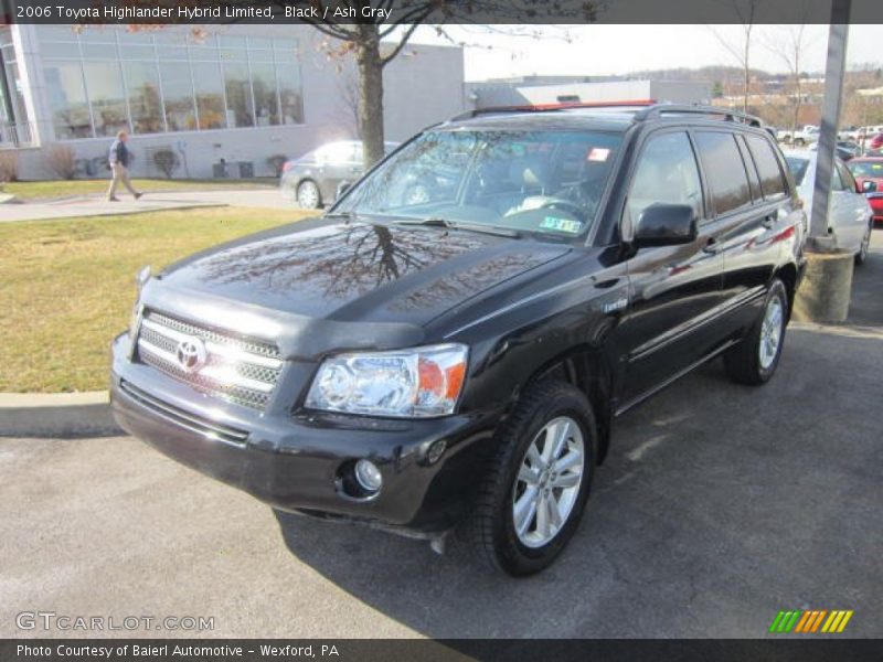 Black / Ash Gray 2006 Toyota Highlander Hybrid Limited