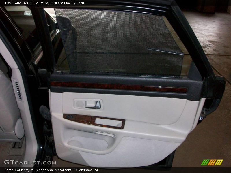 Brillant Black / Ecru 1998 Audi A8 4.2 quattro