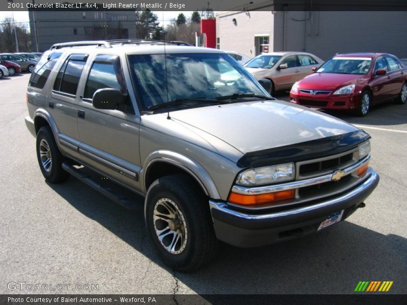 Light Pewter Metallic / Beige 2001 Chevrolet Blazer LT 4x4