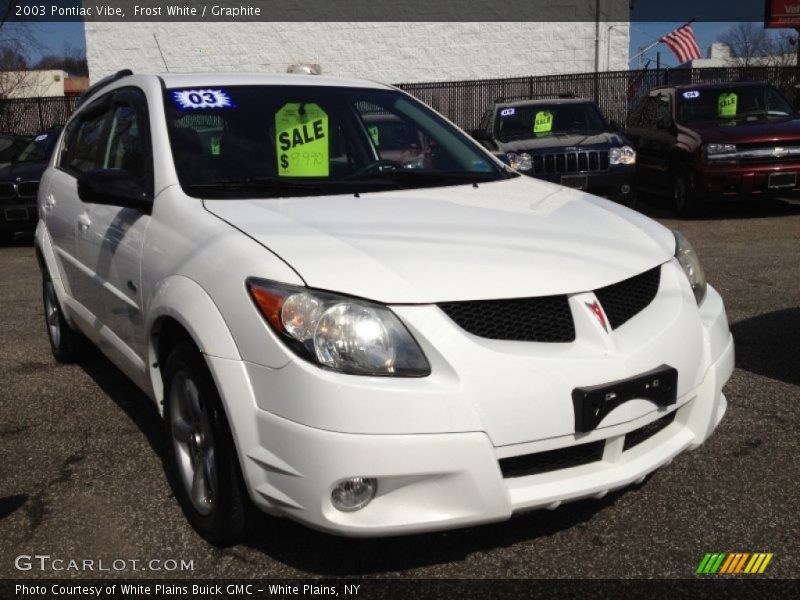 Frost White / Graphite 2003 Pontiac Vibe