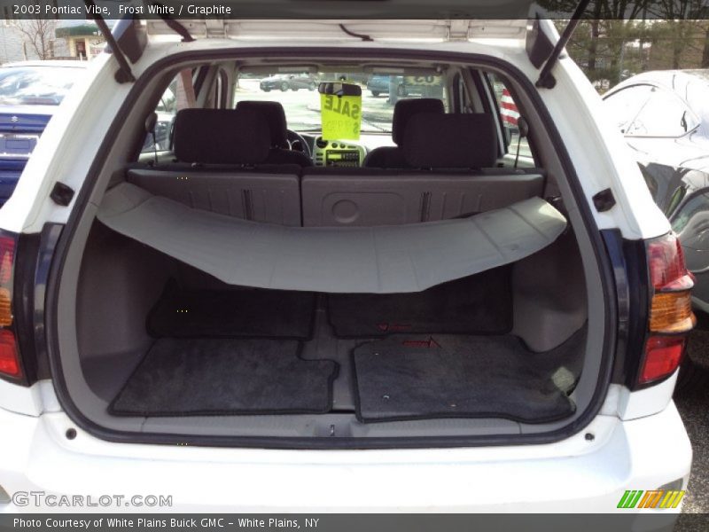  2003 Vibe  Trunk