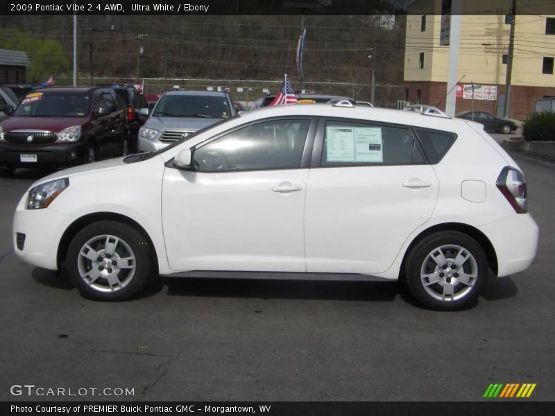 Ultra White / Ebony 2009 Pontiac Vibe 2.4 AWD