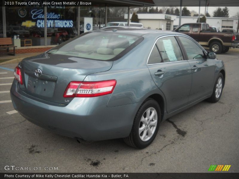 Aloe Green Metallic / Bisque 2010 Toyota Camry