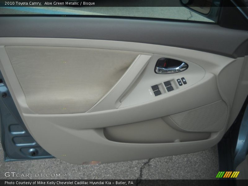 Aloe Green Metallic / Bisque 2010 Toyota Camry