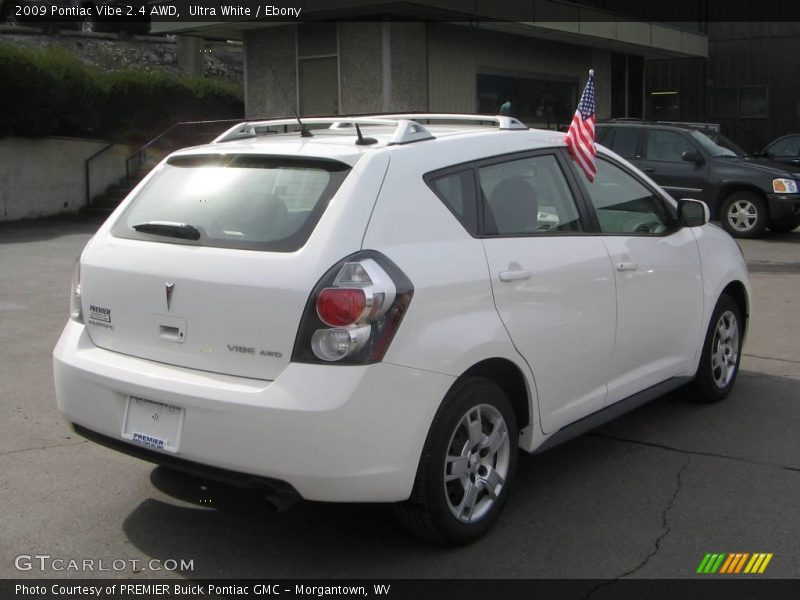 Ultra White / Ebony 2009 Pontiac Vibe 2.4 AWD