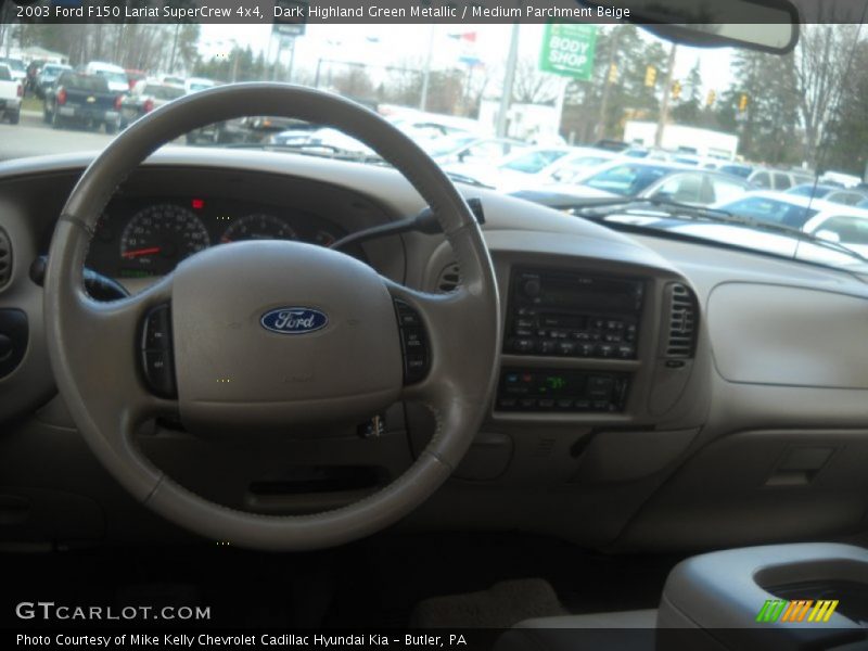 Dark Highland Green Metallic / Medium Parchment Beige 2003 Ford F150 Lariat SuperCrew 4x4
