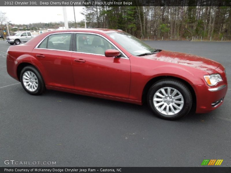 Deep Cherry Red Crystal Pearl / Black/Light Frost Beige 2012 Chrysler 300