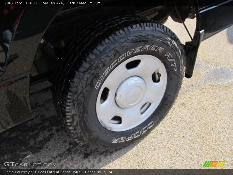 Black / Medium Flint 2007 Ford F150 XL SuperCab 4x4