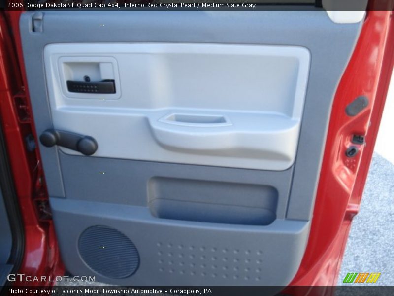 Inferno Red Crystal Pearl / Medium Slate Gray 2006 Dodge Dakota ST Quad Cab 4x4