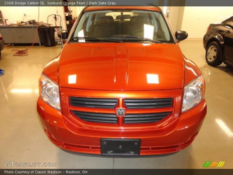 Sunburst Orange Pearl / Dark Slate Gray 2008 Dodge Caliber SE
