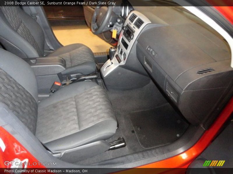 Sunburst Orange Pearl / Dark Slate Gray 2008 Dodge Caliber SE