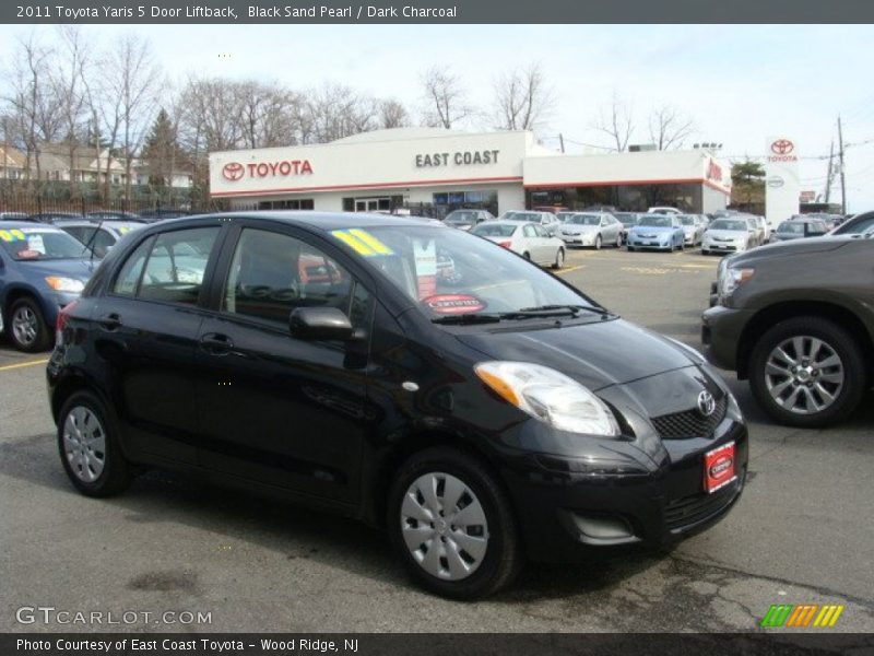 Black Sand Pearl / Dark Charcoal 2011 Toyota Yaris 5 Door Liftback