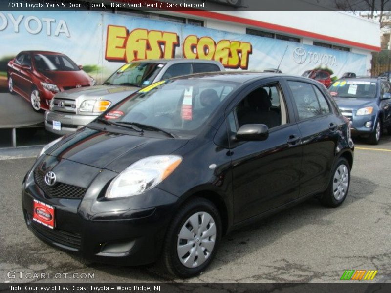 Black Sand Pearl / Dark Charcoal 2011 Toyota Yaris 5 Door Liftback