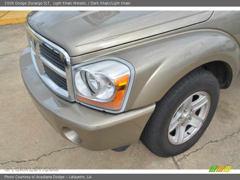 Light Khaki Metallic / Dark Khaki/Light Khaki 2006 Dodge Durango SLT