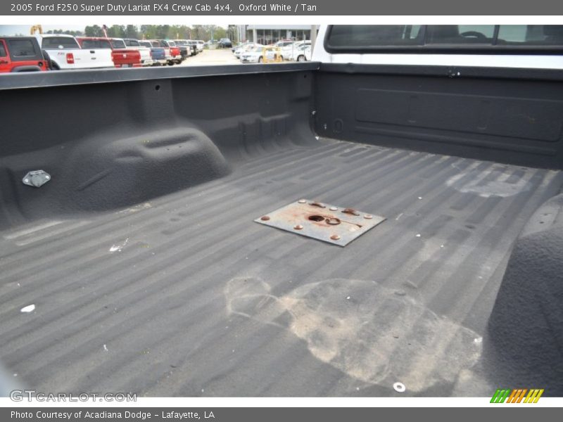 Oxford White / Tan 2005 Ford F250 Super Duty Lariat FX4 Crew Cab 4x4