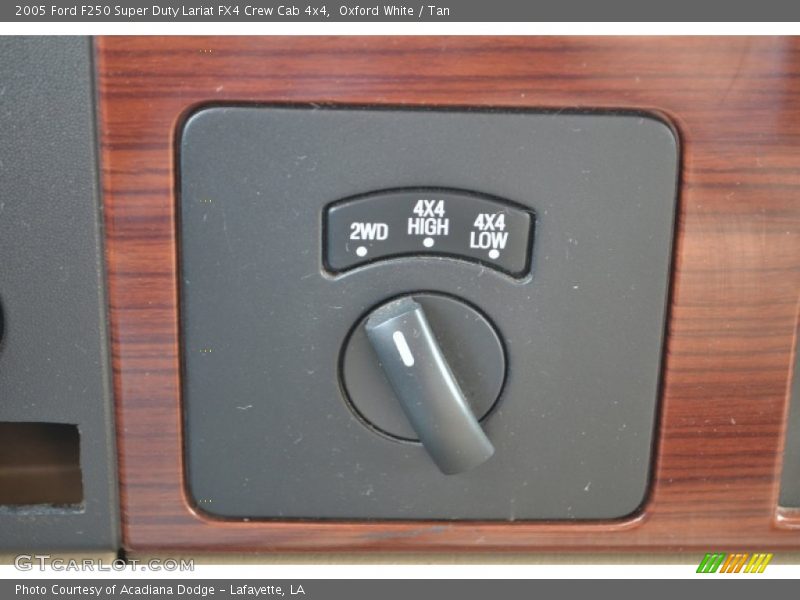 Oxford White / Tan 2005 Ford F250 Super Duty Lariat FX4 Crew Cab 4x4
