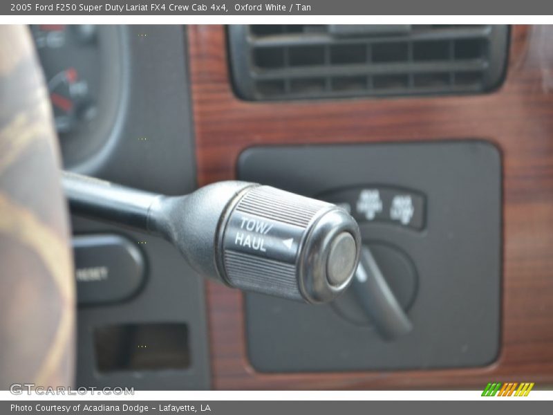 Oxford White / Tan 2005 Ford F250 Super Duty Lariat FX4 Crew Cab 4x4