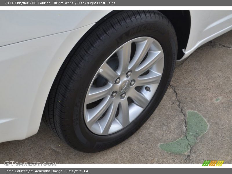 Bright White / Black/Light Frost Beige 2011 Chrysler 200 Touring