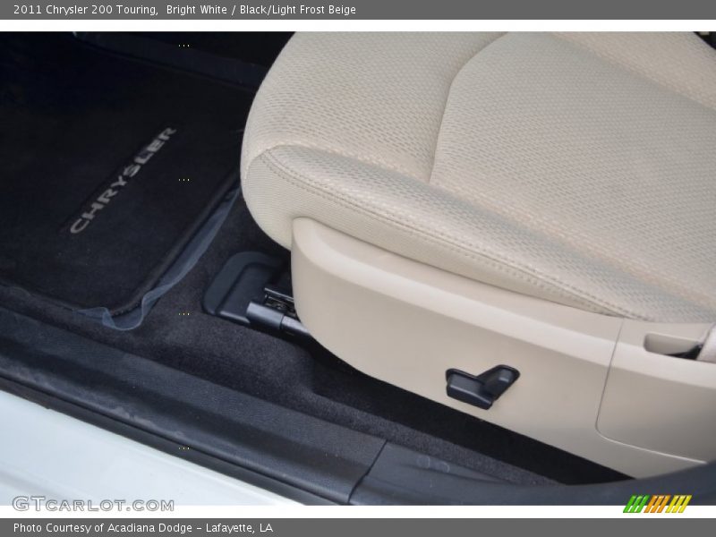 Bright White / Black/Light Frost Beige 2011 Chrysler 200 Touring