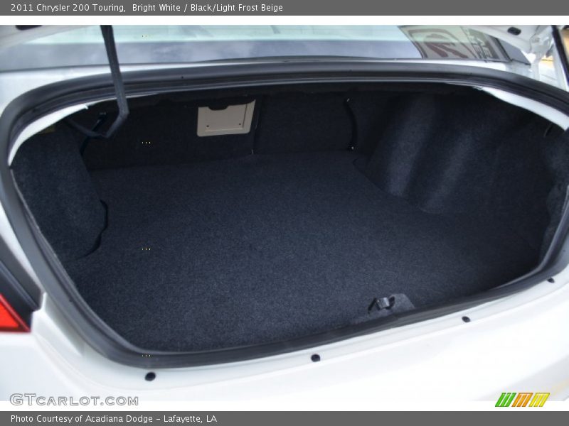 Bright White / Black/Light Frost Beige 2011 Chrysler 200 Touring