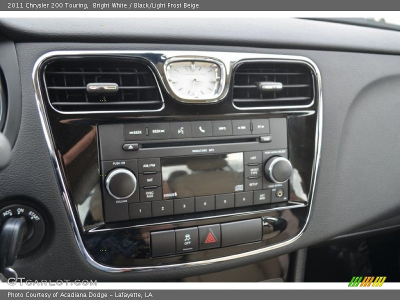 Bright White / Black/Light Frost Beige 2011 Chrysler 200 Touring