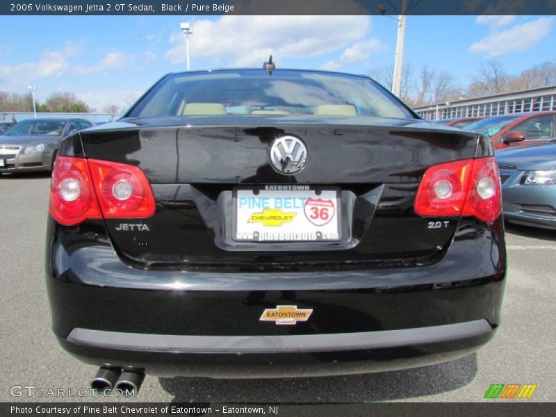 Black / Pure Beige 2006 Volkswagen Jetta 2.0T Sedan