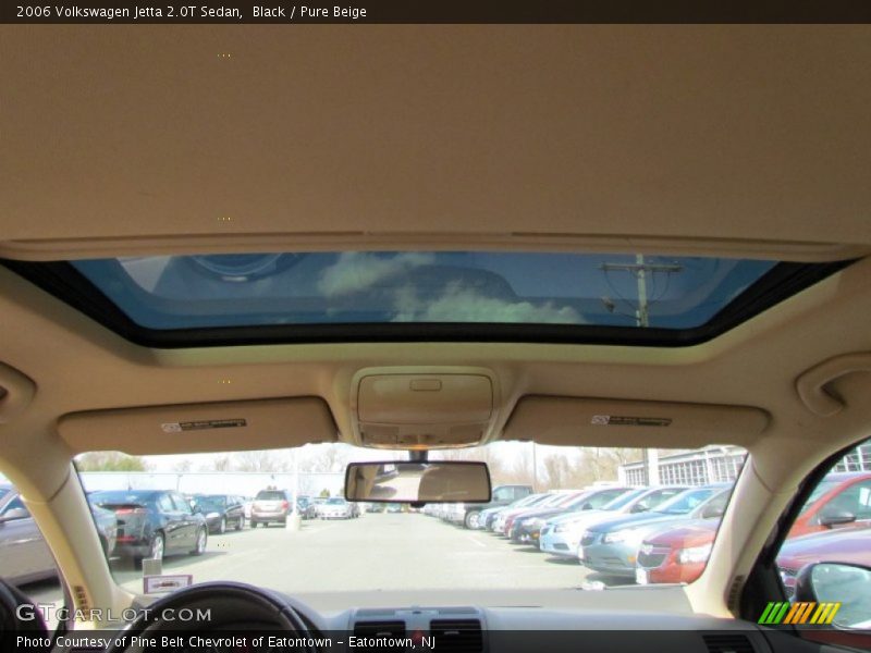 Black / Pure Beige 2006 Volkswagen Jetta 2.0T Sedan