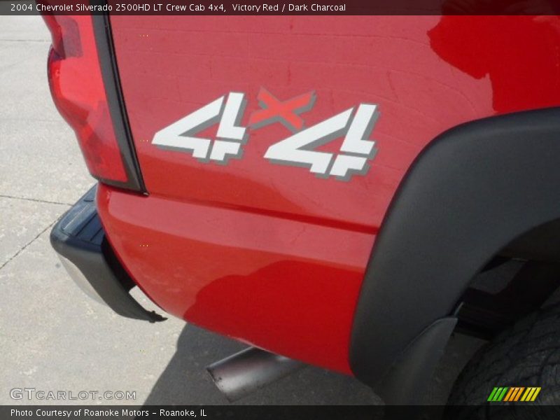 Victory Red / Dark Charcoal 2004 Chevrolet Silverado 2500HD LT Crew Cab 4x4