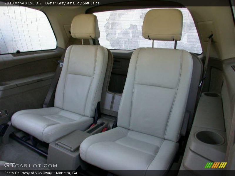 Oyster Gray Metallic / Soft Beige 2010 Volvo XC90 3.2