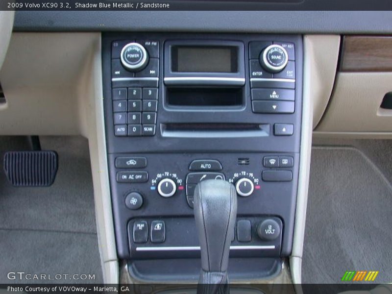 Shadow Blue Metallic / Sandstone 2009 Volvo XC90 3.2