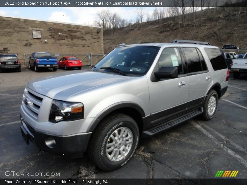Front 3/4 View of 2012 Expedition XLT Sport 4x4