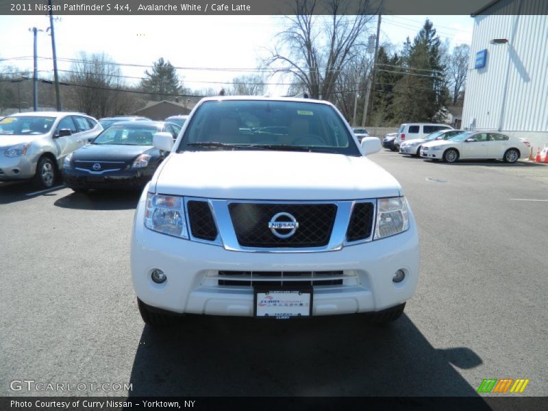 Avalanche White / Cafe Latte 2011 Nissan Pathfinder S 4x4