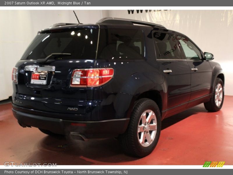 Midnight Blue / Tan 2007 Saturn Outlook XR AWD