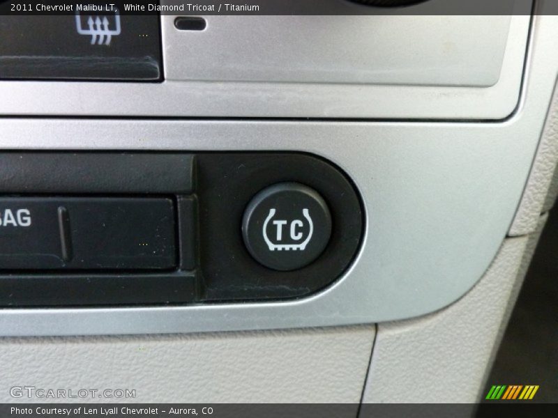 White Diamond Tricoat / Titanium 2011 Chevrolet Malibu LT