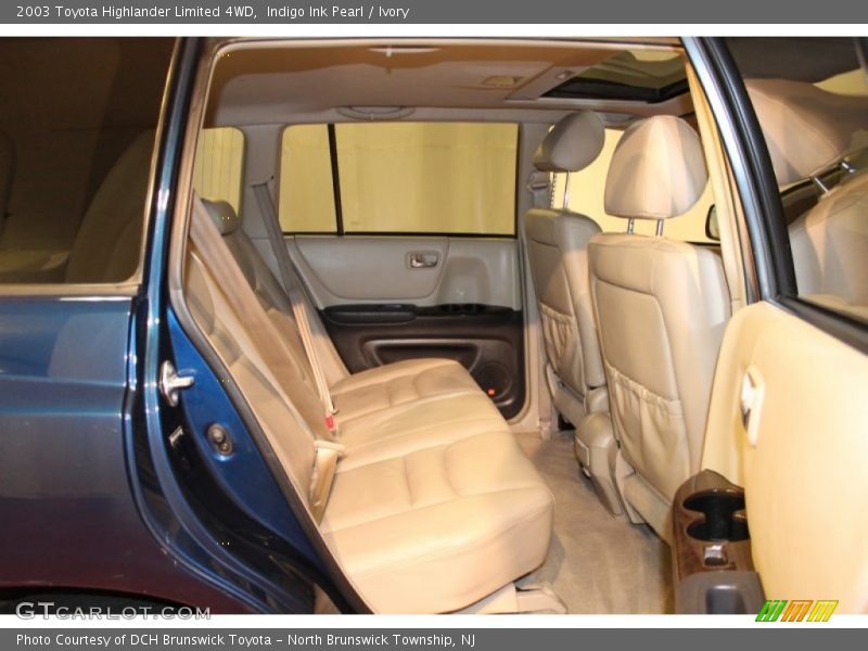 Indigo Ink Pearl / Ivory 2003 Toyota Highlander Limited 4WD