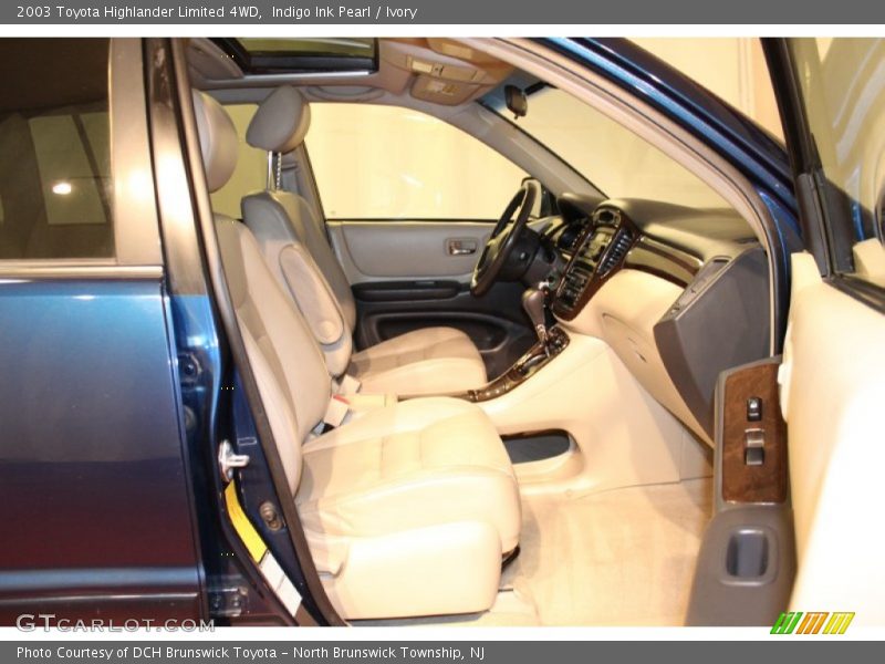 Indigo Ink Pearl / Ivory 2003 Toyota Highlander Limited 4WD