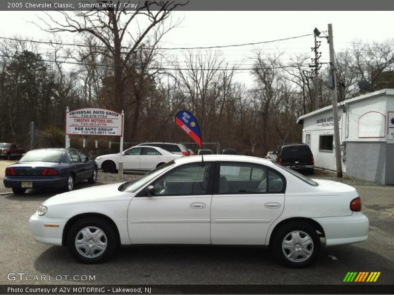Summit White / Gray 2005 Chevrolet Classic